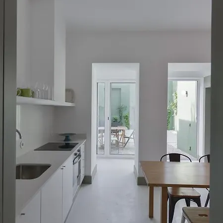 Apartment Jardim Do Embaixador Apartments By Lovelystay Lissabon