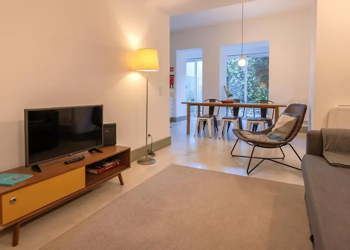 Apartment Jardim Do Embaixador Apartments By Lovelystay *