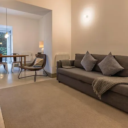 Jardim Do Embaixador Apartments By Lovelystay *